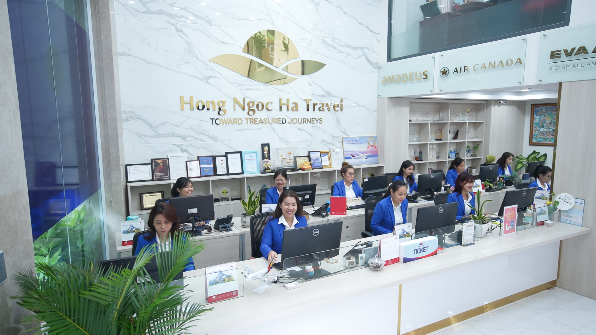 Tư vấn tour Hàn Quốc và hỗ trợ 24/7